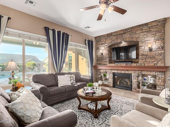 4th image of 4114 S Camellia Dr