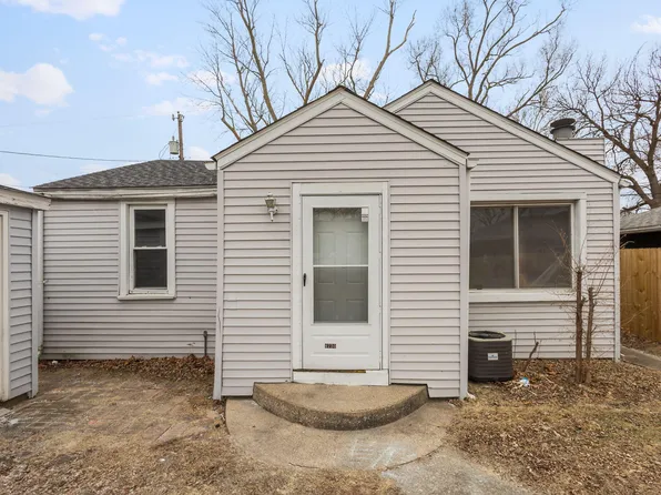 6730 Carolina Ave, Hammond, IN 46323