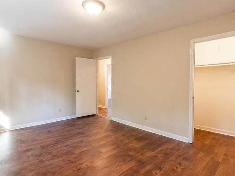 308 Crisman St — Photo 8