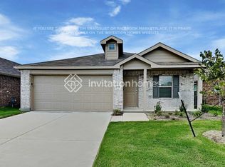 2703 Spring Time Dr, Ennis, TX 75119