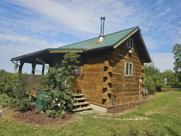 S3337 Dahl Rd, Viroqua, WI 54665