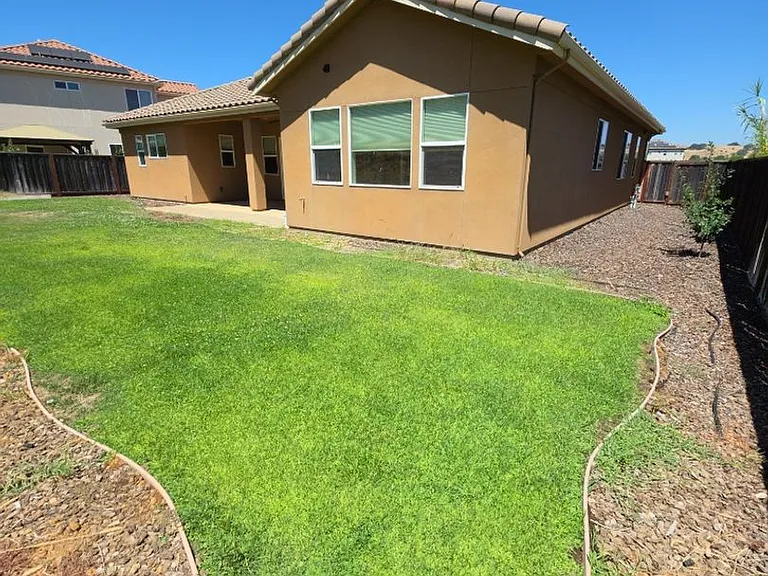 245 Katie Ct — Photo 26