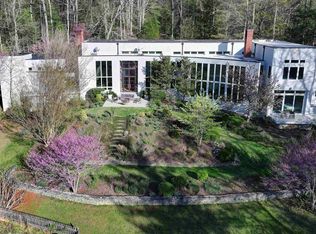 3024 Mechum Banks Dr, Charlottesville, VA 22901