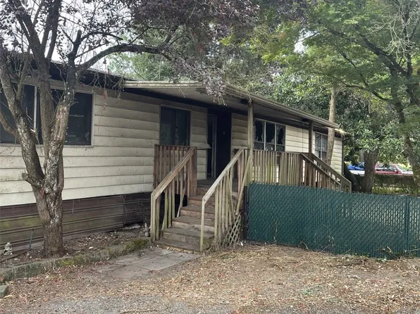 38 3rd Avenue S, Algona, WA 98001