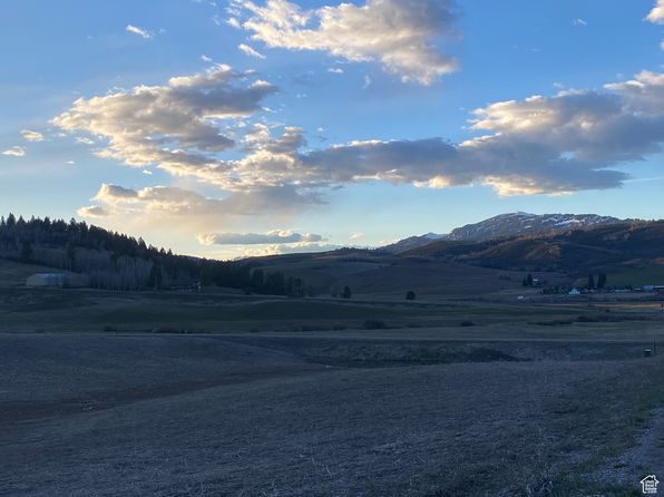 46 Elk Watch Ln, Freedom, WY 83120