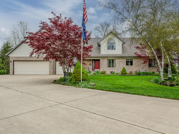 1421 Newberry Hills Ln, Saint Joseph, MI 49085