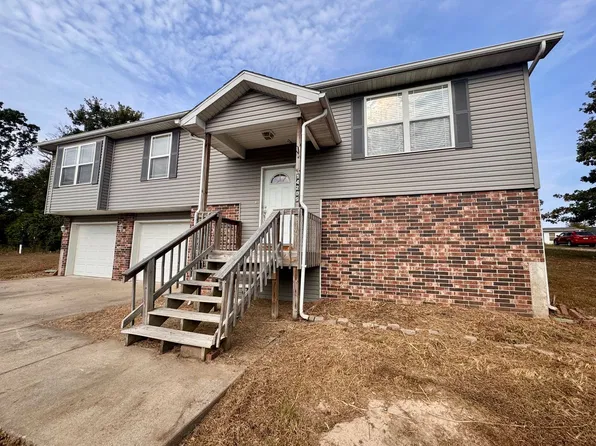 14209 Haywood Dr, Dixon, MO 65459