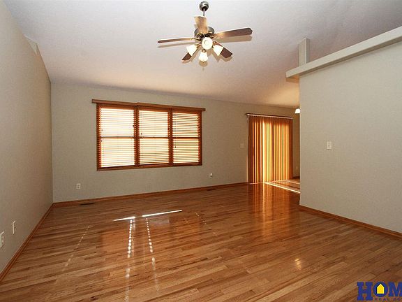 2nd image of 3701 W Karwat Ln