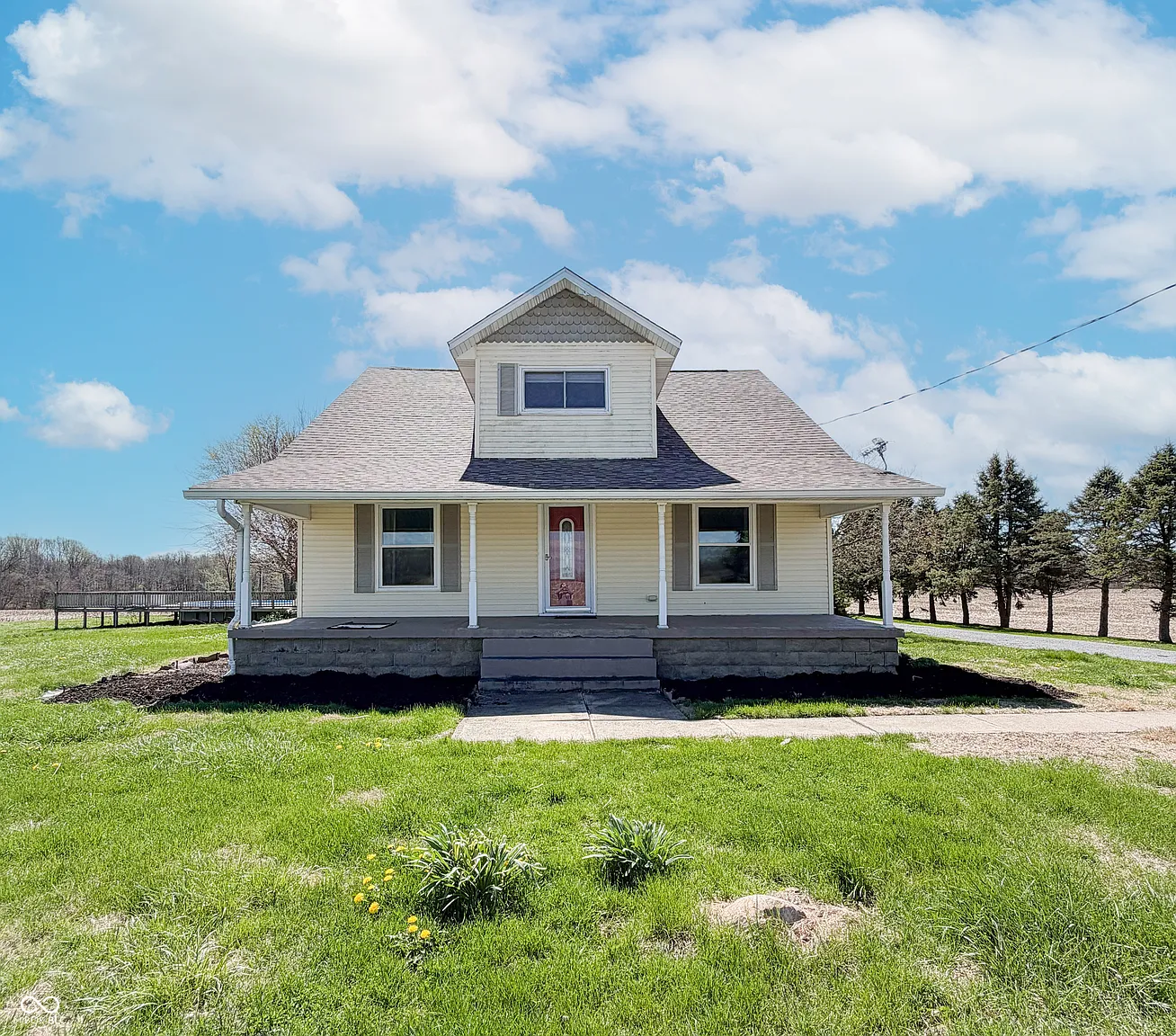 5506 W Us Highway 36 photo 1