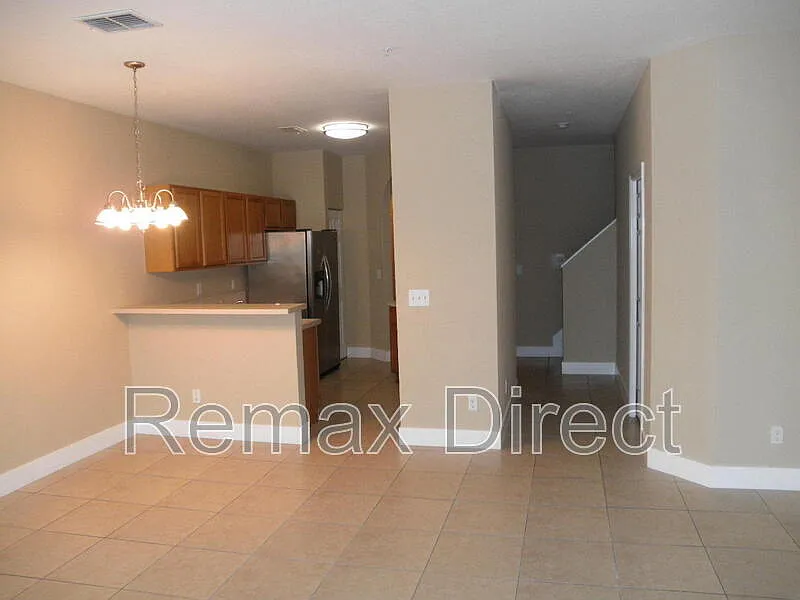 3 bed, 2.0 bath, $1,950 — Photo 4