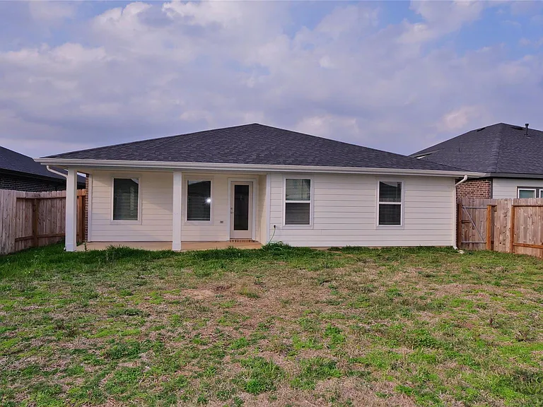 28915 Yachting Point Ln — Photo 20