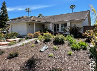 1833 Hawk View Dr, Encinitas, CA 92024