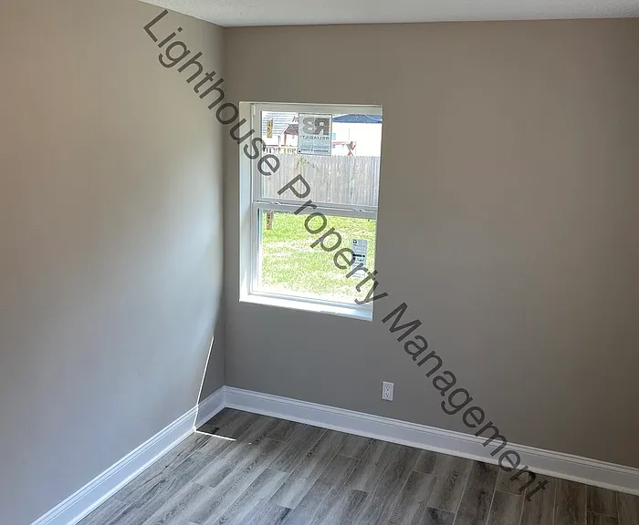 10520 Stone Rd — Photo 9