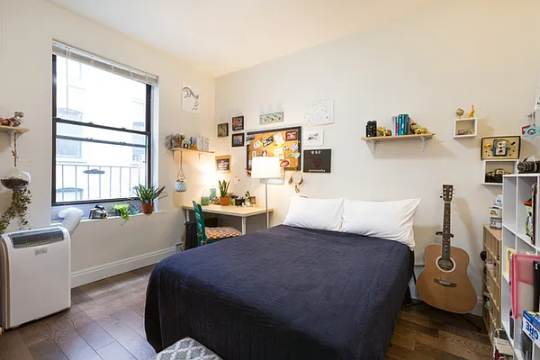 Rented by Compass | media 12