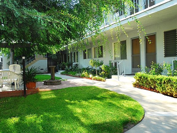 2nd image of 251 N El Molino Ave APT 4