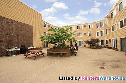 2nd image of 333 8th St SE APT 116