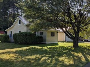 39 Crossfield Ave, Saranac Lake, NY 12983
