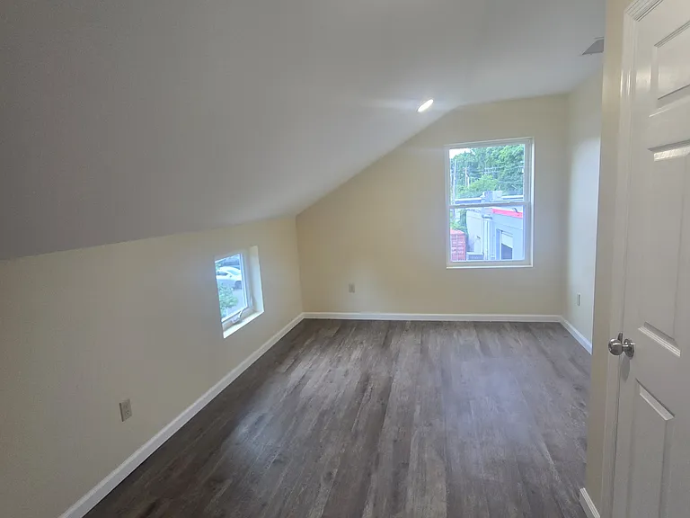 1063 Little Britain Rd #3 — Photo 16