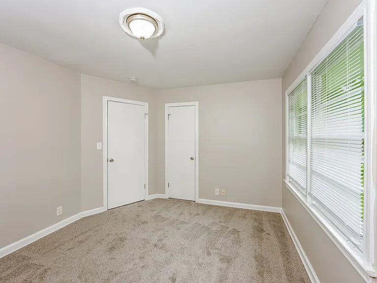 433 Orchid Rd — Photo 14