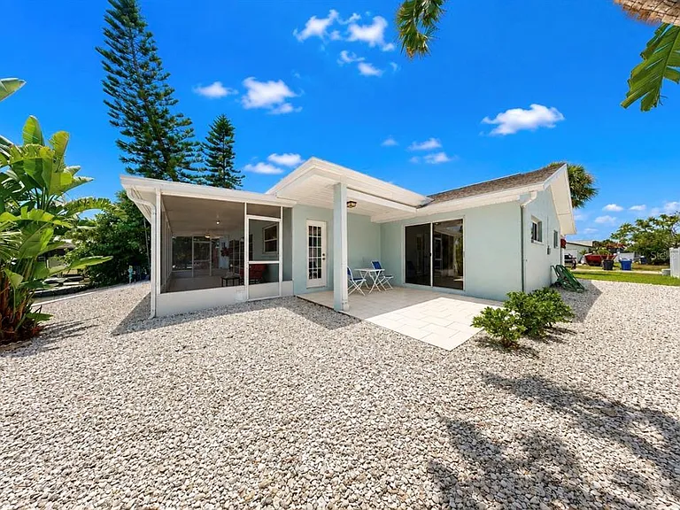 6513 Abaco Dr — Photo 52