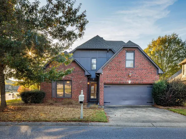 5629 Park Side Cir, Hoover, AL 35244