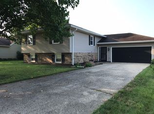 607 Elm Dr, Centerville, IN 47330