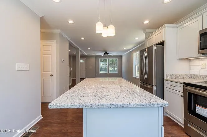 11502 Bellewood Garden Ct — Photo 25