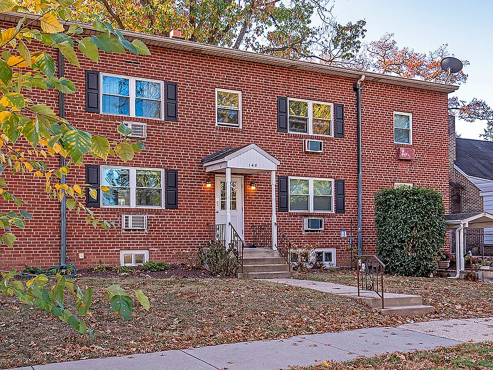 6th Avenue Apts Exterior