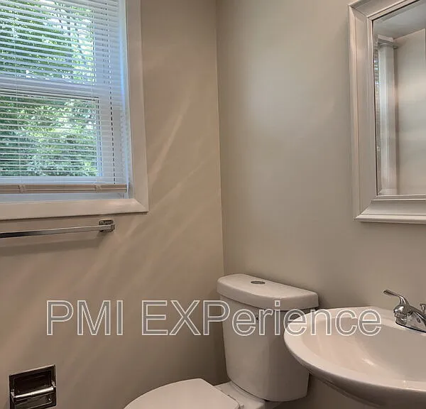 6405 Roberts Dr — Photo 18