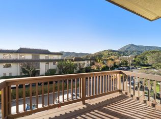 22 Corte Oriental, Greenbrae, CA