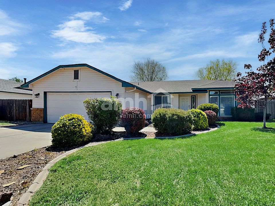 1st image of 2839 W Santa Clara Dr
