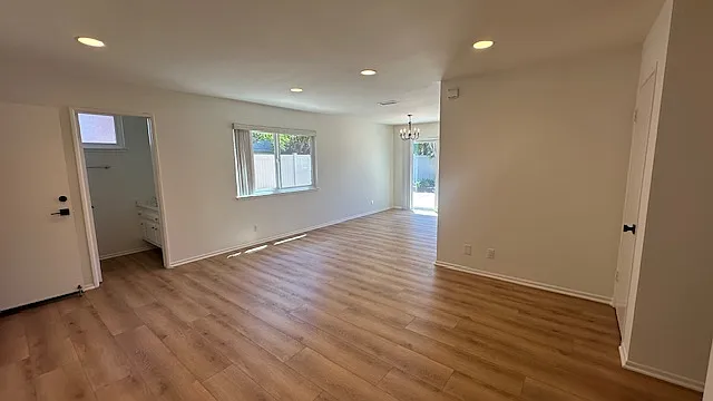 329 Regis Ave — Photo 15