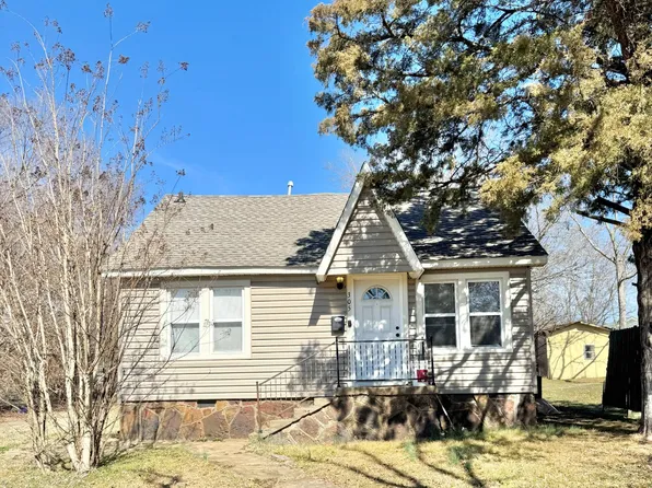 305 W Ottawa Ave, McAlester, OK 74501