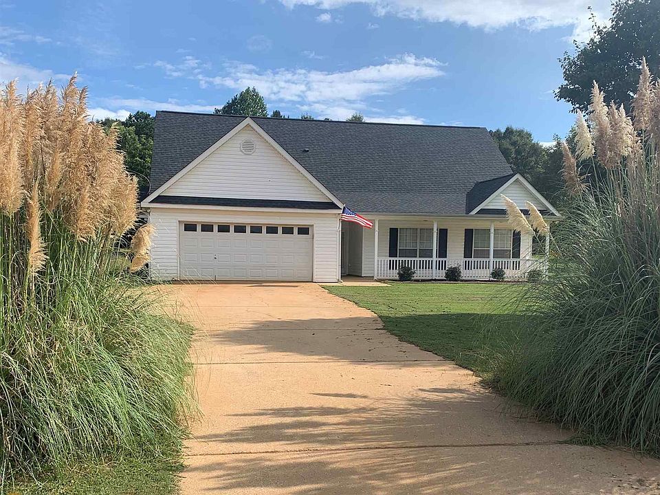 1st image of 121 High Meadows Trl