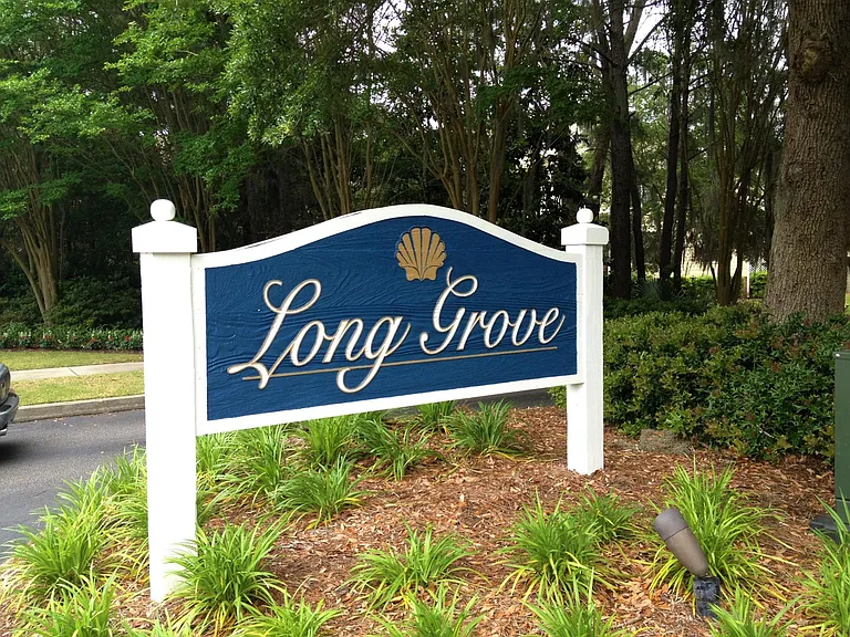 1600 Long Grove Dr #422 — Photo 2