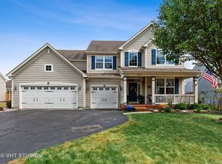 331 Comstock Dr, Elgin, IL 60124