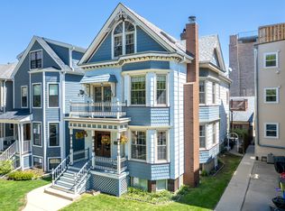 3905 N Seeley Ave #B, Chicago, IL 60618