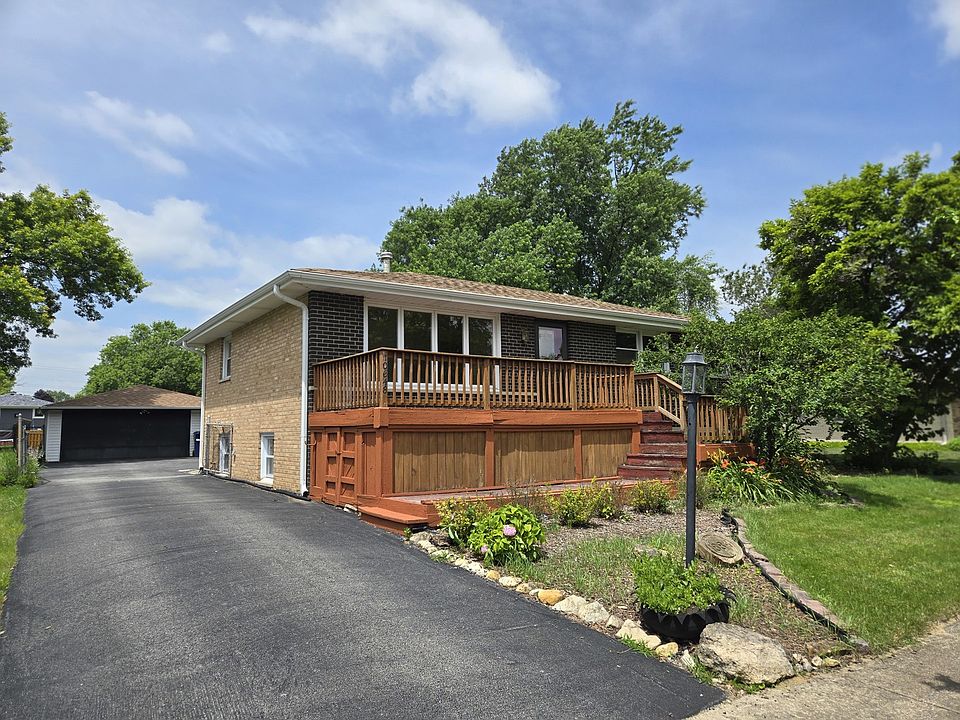 1st image of 10648 Lori Ln