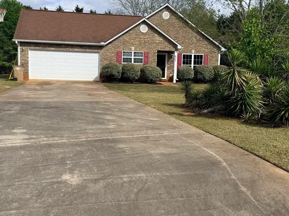 637 Everlasting Way, Locust Grove, GA 30248