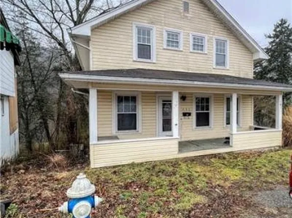 482 Kanawha Ave, Madison, WV 25130