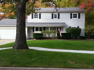 3001 Shreeve St, Midland, MI 48642
