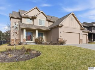 19902 Ash St, Gretna, NE 68028