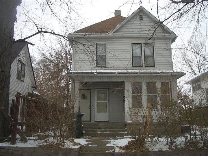 1st image of 1115 Oak St