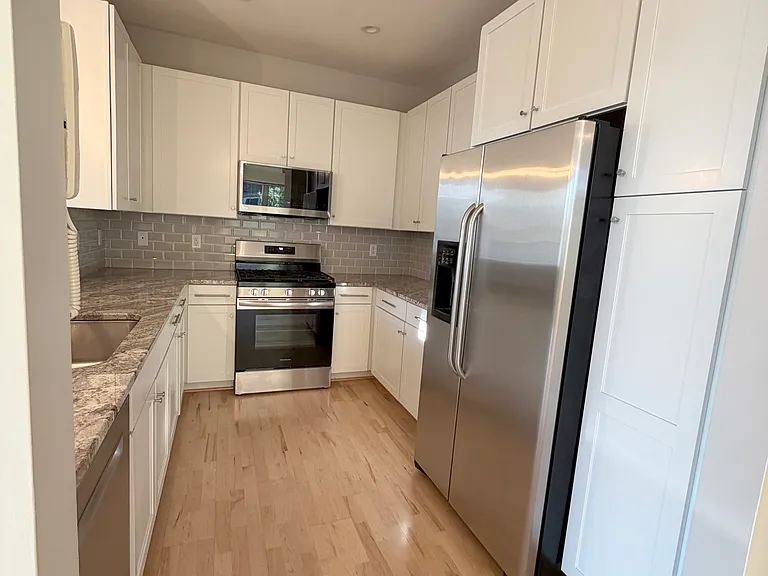 8108 Norwood Ln N — Photo 19
