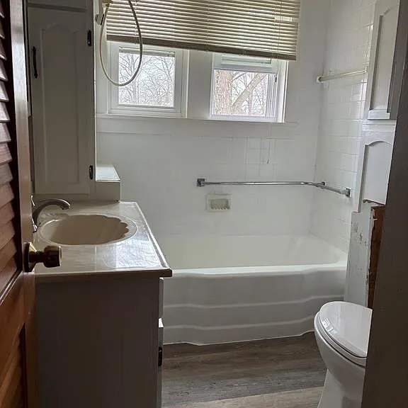 54 Elm St — Photo 6