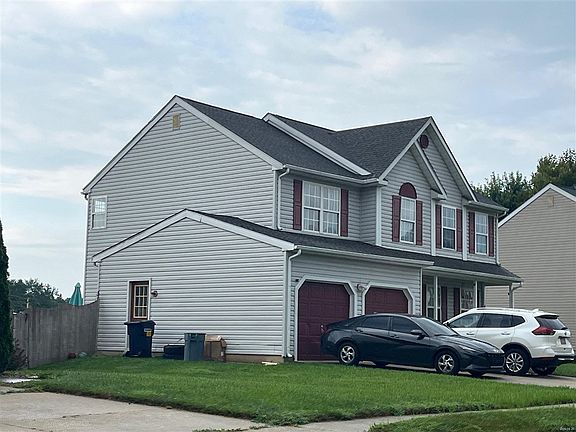 2nd image of 14 Brady Cir