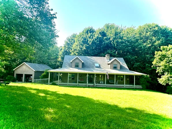 10333 Black Horse Rd NW, Somerset, OH 43783