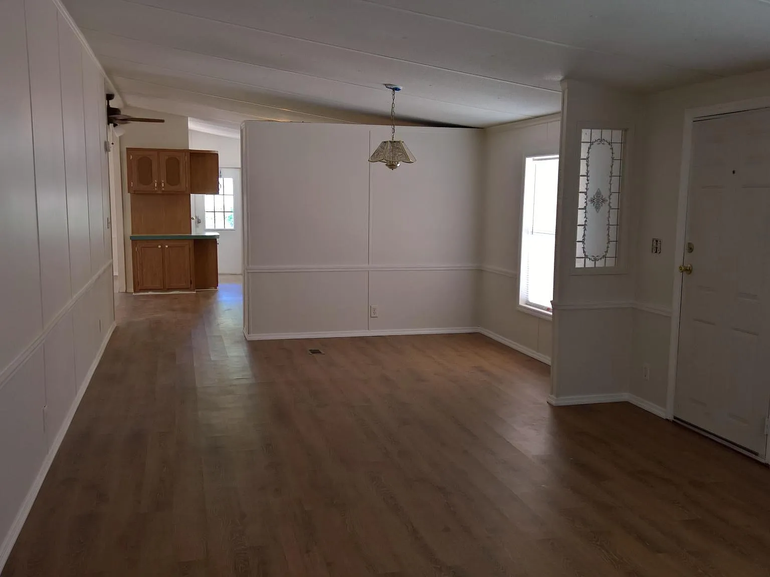 4 bed, 1700 sqft, $1,600 — Photo 3