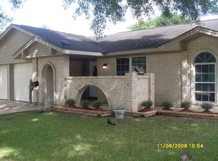 10427 Kirkshire Dr, Houston, TX 77089