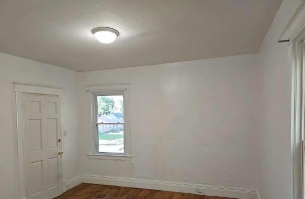 1 bed, 700 sqft, $750 — Photo 2